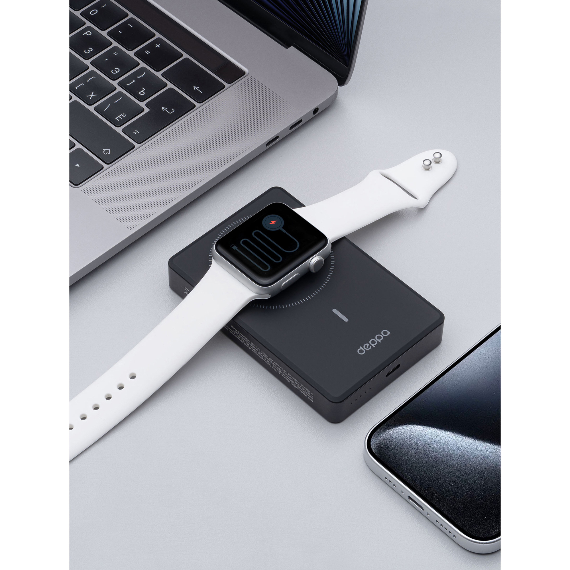 Внешний АКБ NRG Watch 10000 мА-ч, 15Вт, MageSafe, серый, Deppa