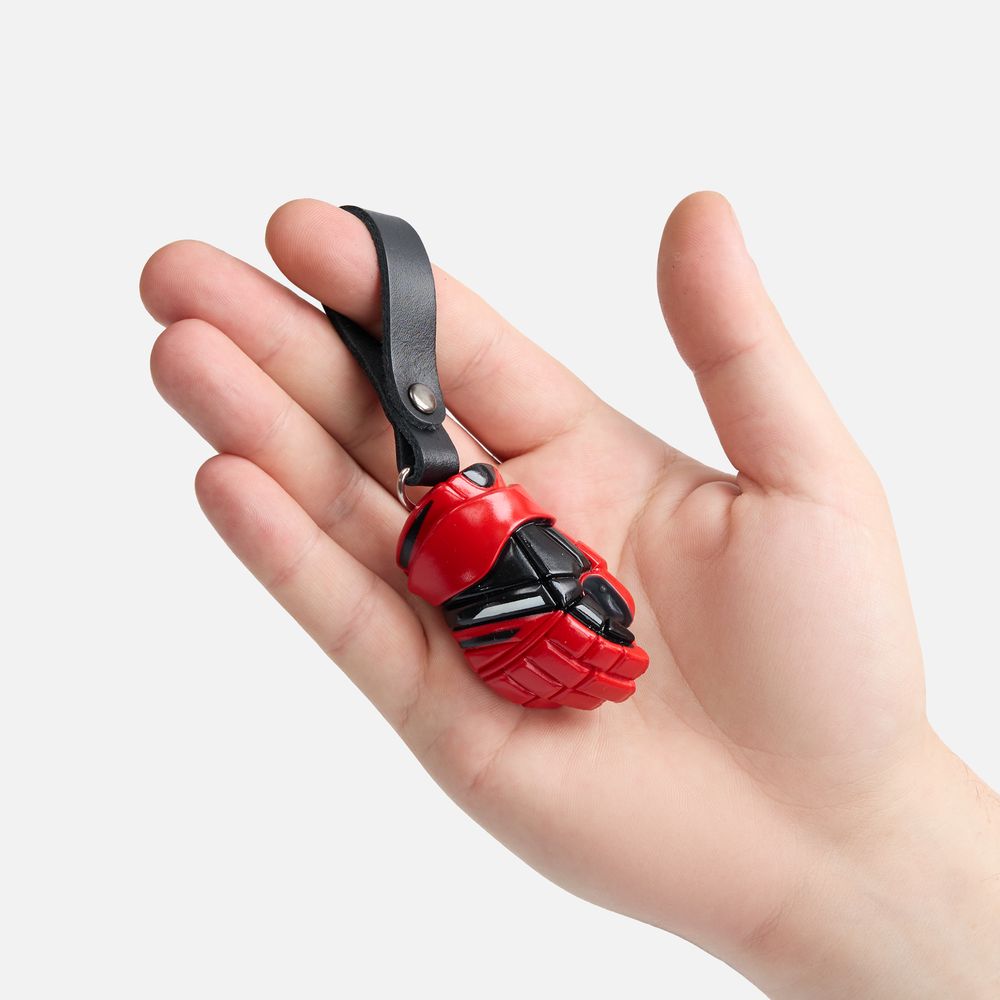 Брелок «Хоккейная перчатка» — пример нанесения логотипа (сделано в России) | Print Logo