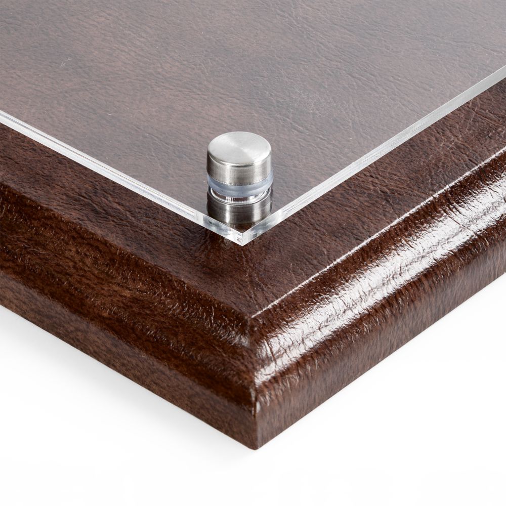 Плакетка Sleatherin Аcrylic — пример нанесения логотипа (сделано в России) | Print Logo