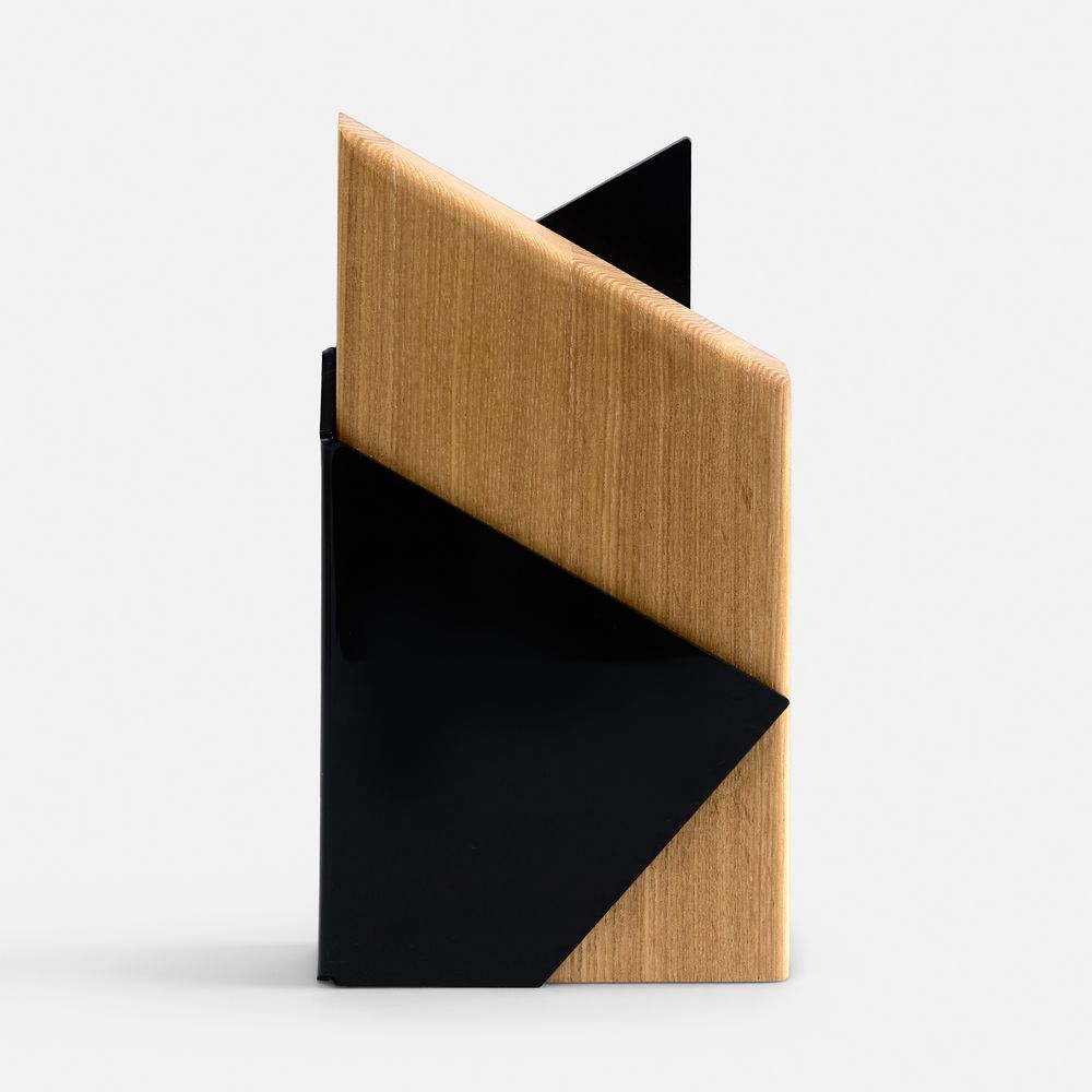 Стела Majestas с логотипом сделано в России | Print Logo