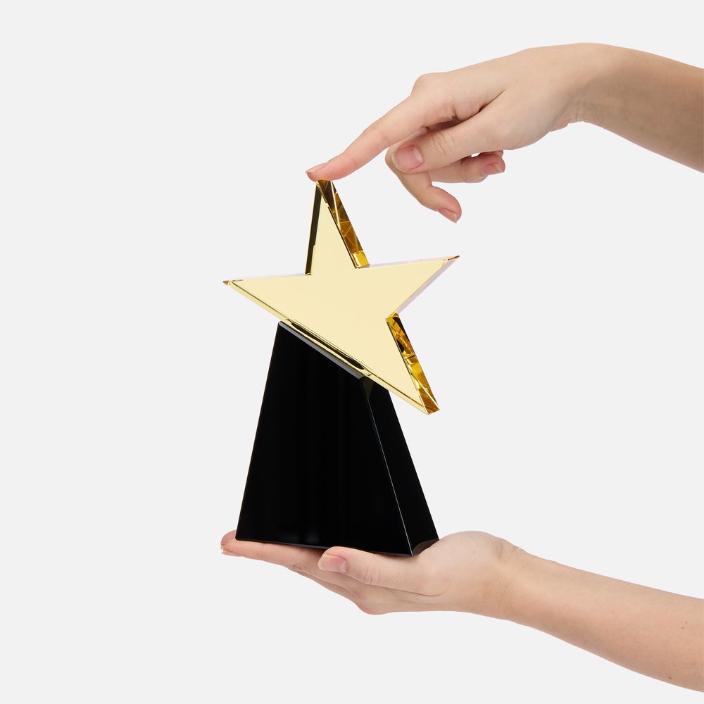 Стела Stardom и подарки фото на сайте Print logo.