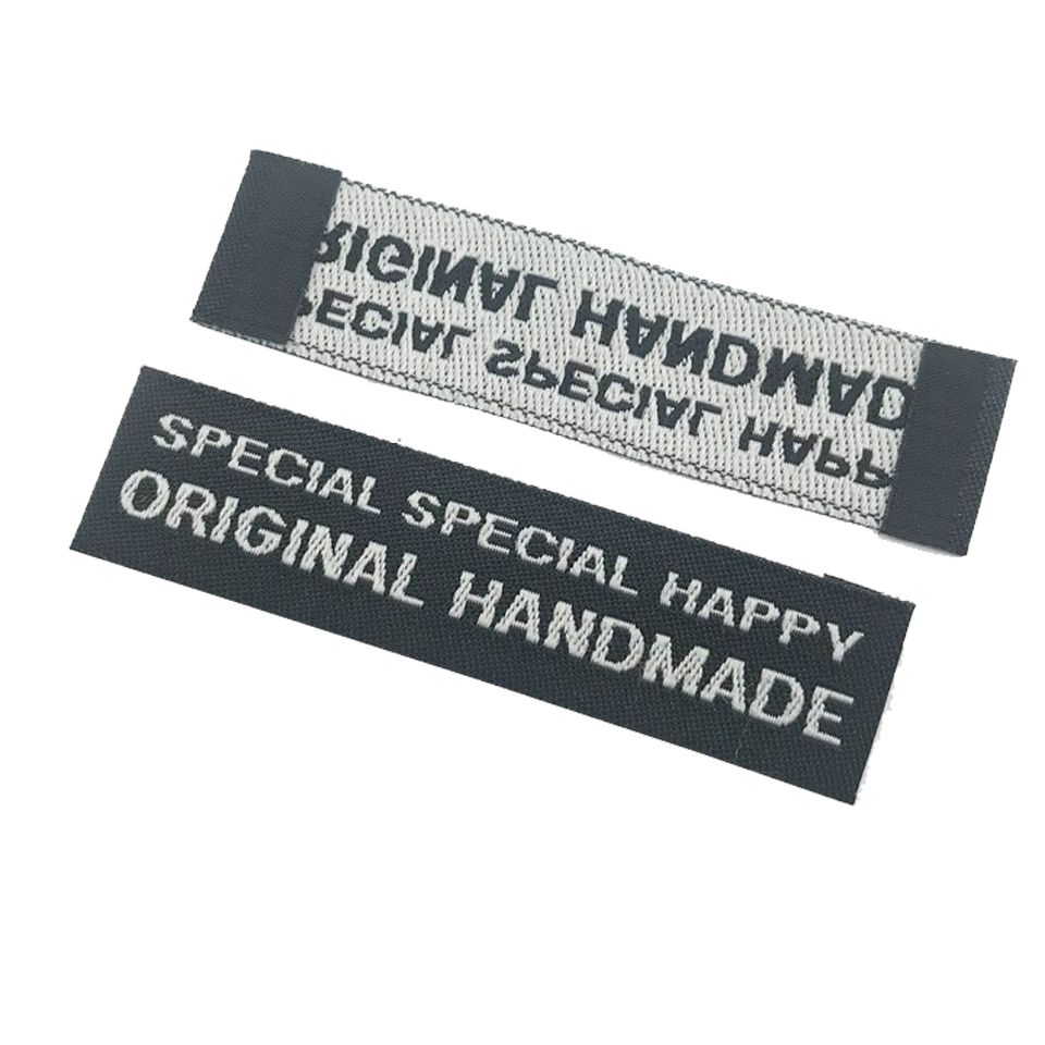 Лейбл жаккардовый Epsilon на заказ фото в интернет-магазине Print Logo.