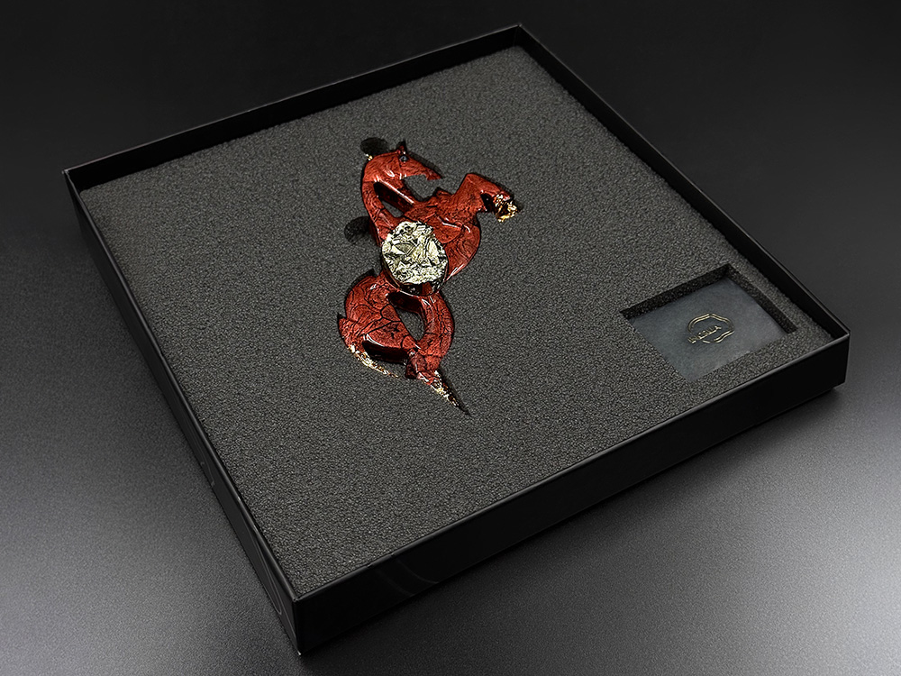 Елочные игрушки (Лошадь).Символы года Гранат