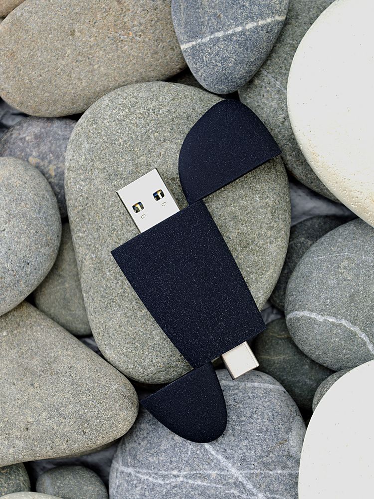 Флешка Pebble Type-C, USB 3.0, серая фото на сайте Print Logo.