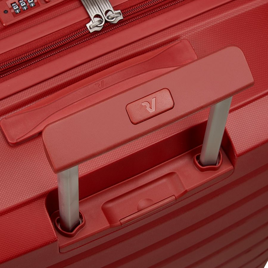 Чемодан Butterfly M