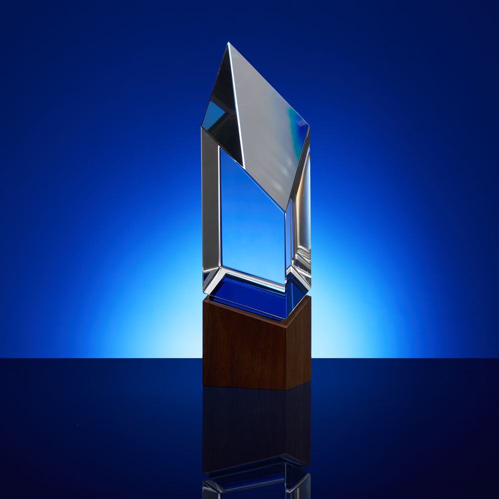 Стела Vincero — пример нанесения логотипа () | Print Logo