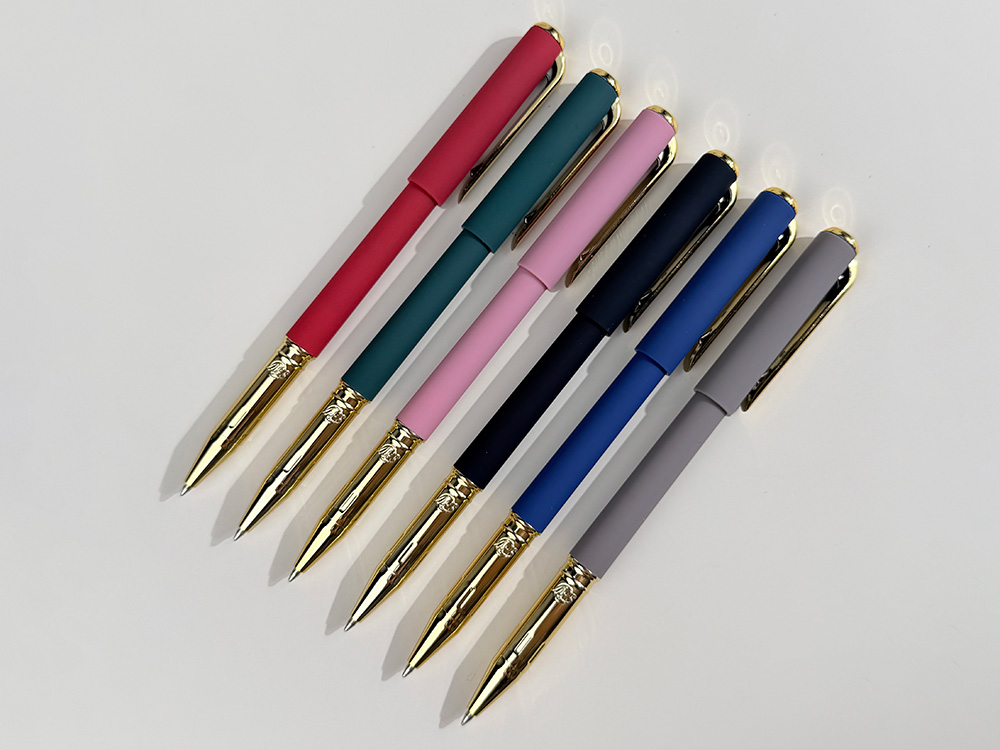 Ручка пластиковая шариковая Parliament, 0,7 мм, синие чернила, розовый/золотистый