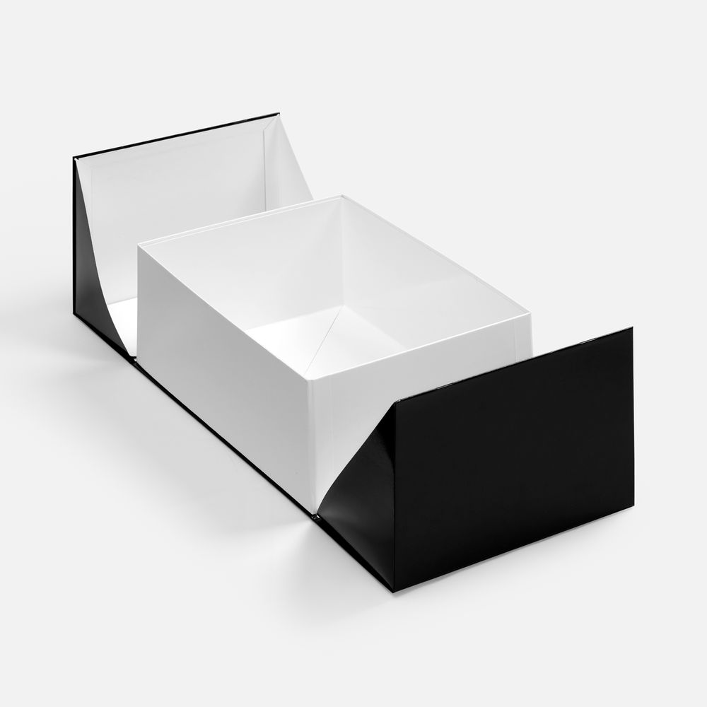 Коробка складная Foldream, M — пример нанесения логотипа () | Print Logo