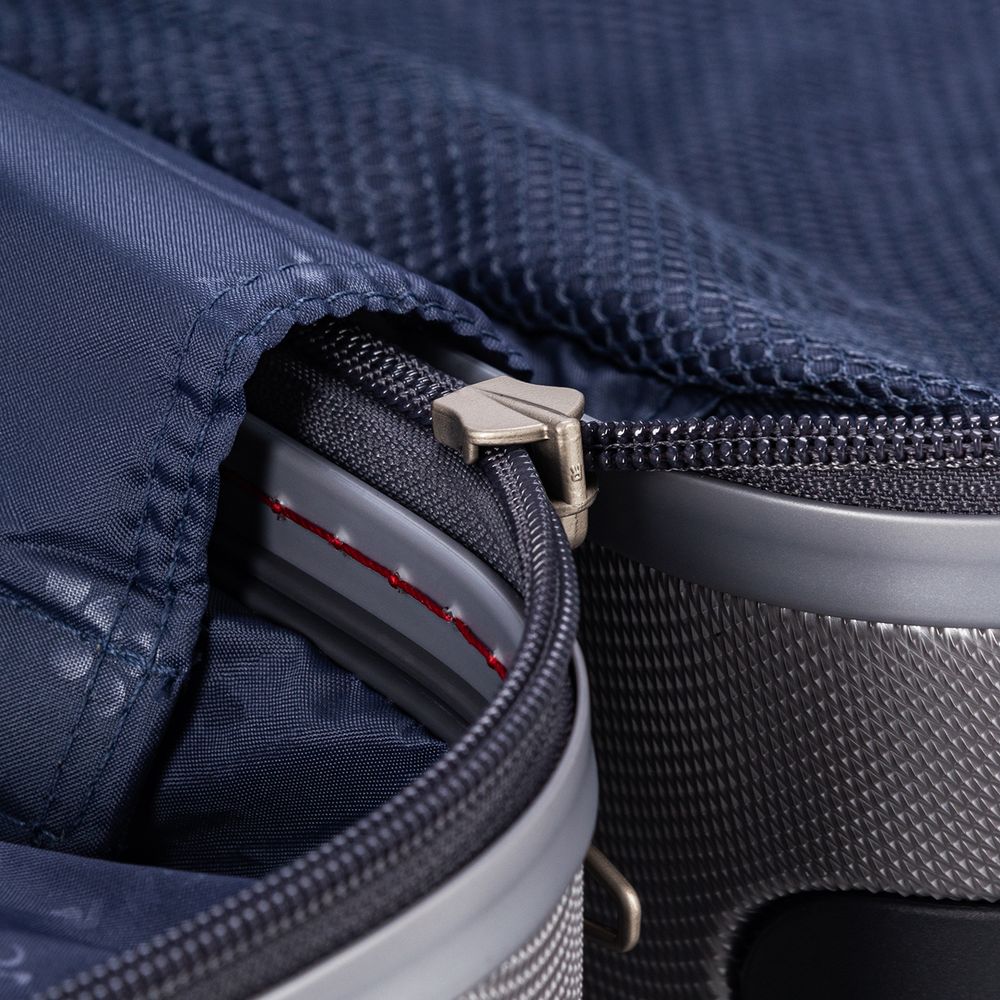 Чемодан Uno Zip Special L