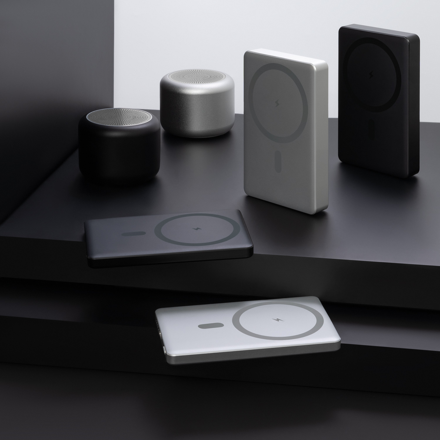 Беспроводная колонка Passion 80dB 600 mAh (Bluetooth 5.0), серебряная