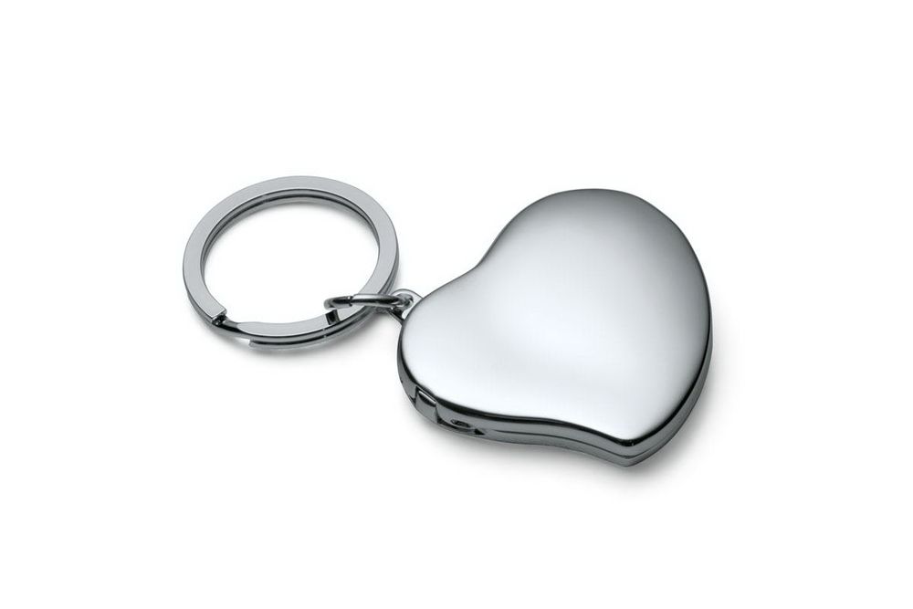 Брелок-медальон Heart фото на сайте Print Logo.