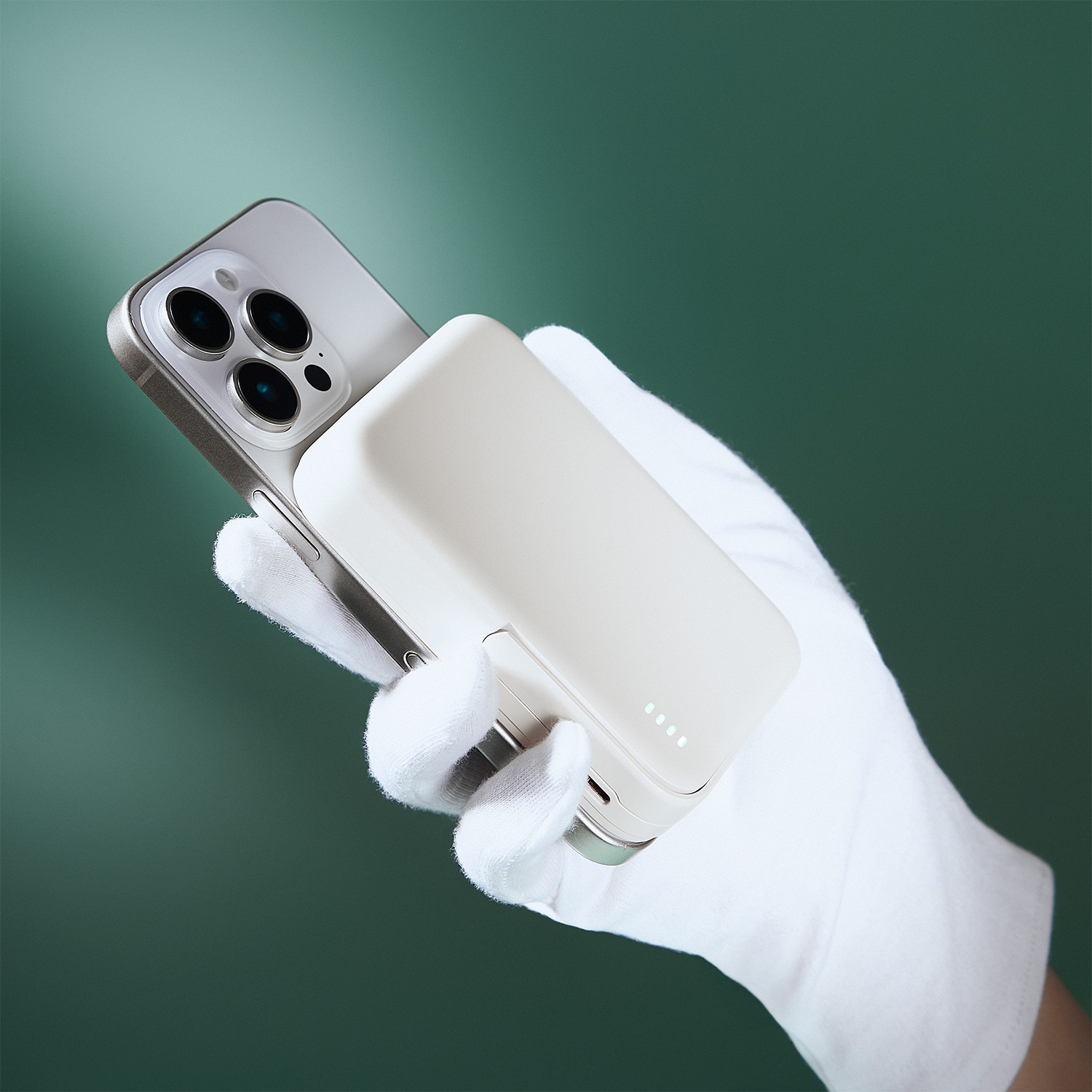 Внешний аккумулятор Union PD 10000mAh с функцией беспроводной зарядки 15W, белый