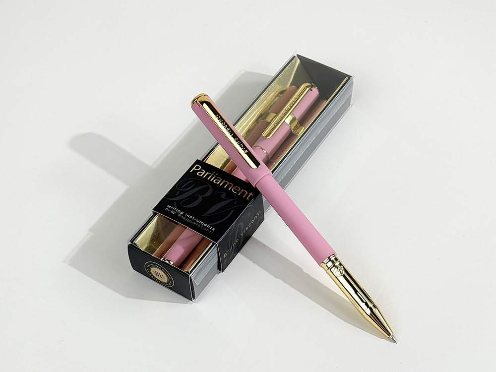 Ручка пластиковая шариковая Parliament, 0,7 мм, синие чернила, розовый/золотистый