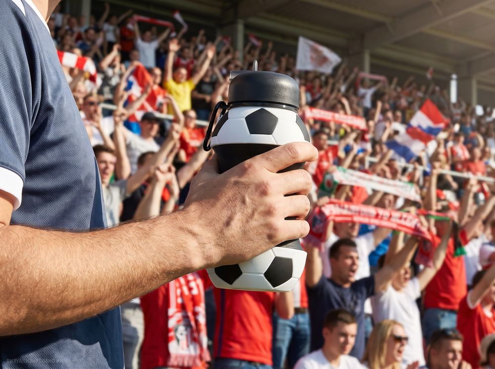 Складная бутылка для воды Football Flex