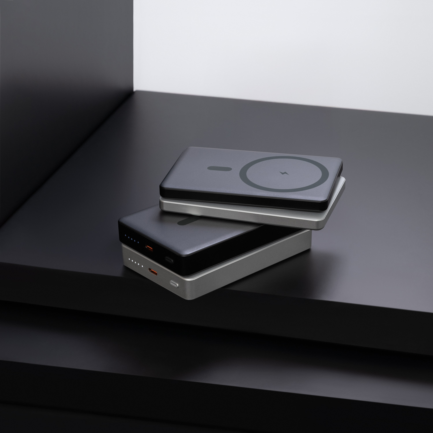 Внешний аккумулятор Атлантис (Atlantis) PD 5000mAh с функцией беспроводной зарядки 15W, серебряный