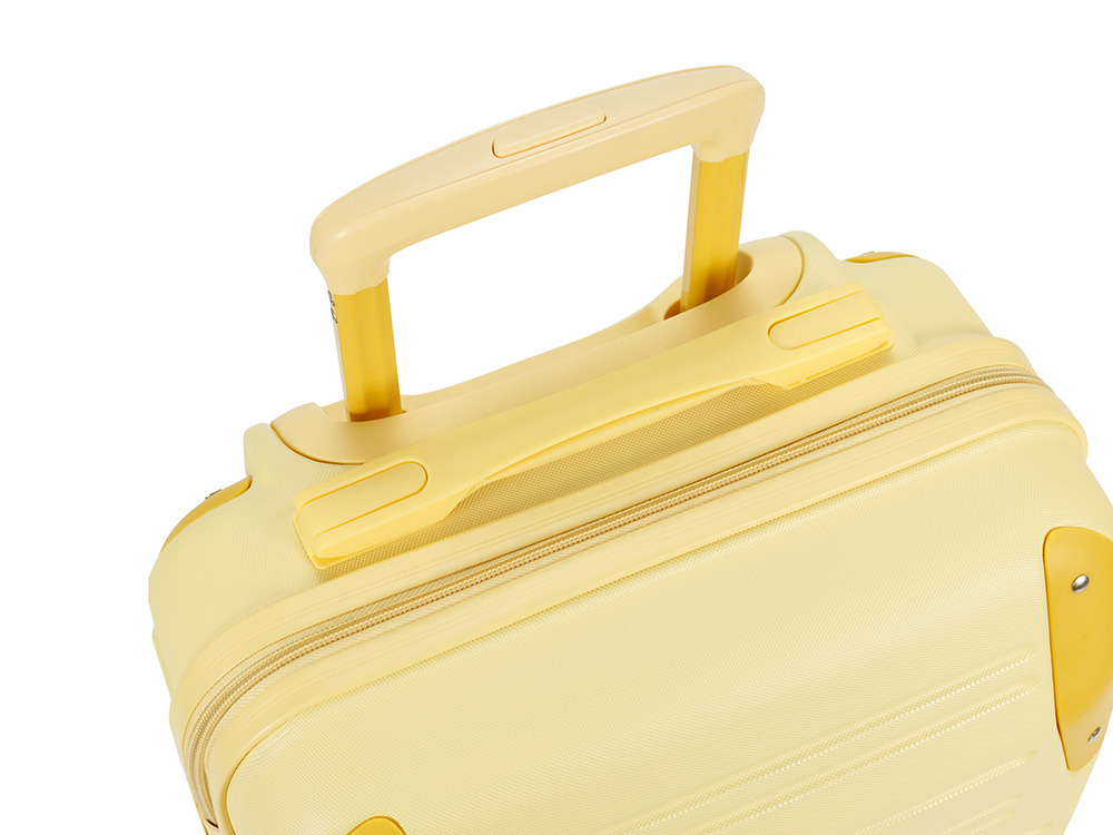 Чемодан TORBER В Отпуск, желтый, ABS-пластик, 36 х 22 х 55 см, 31 л, 2,4 кг