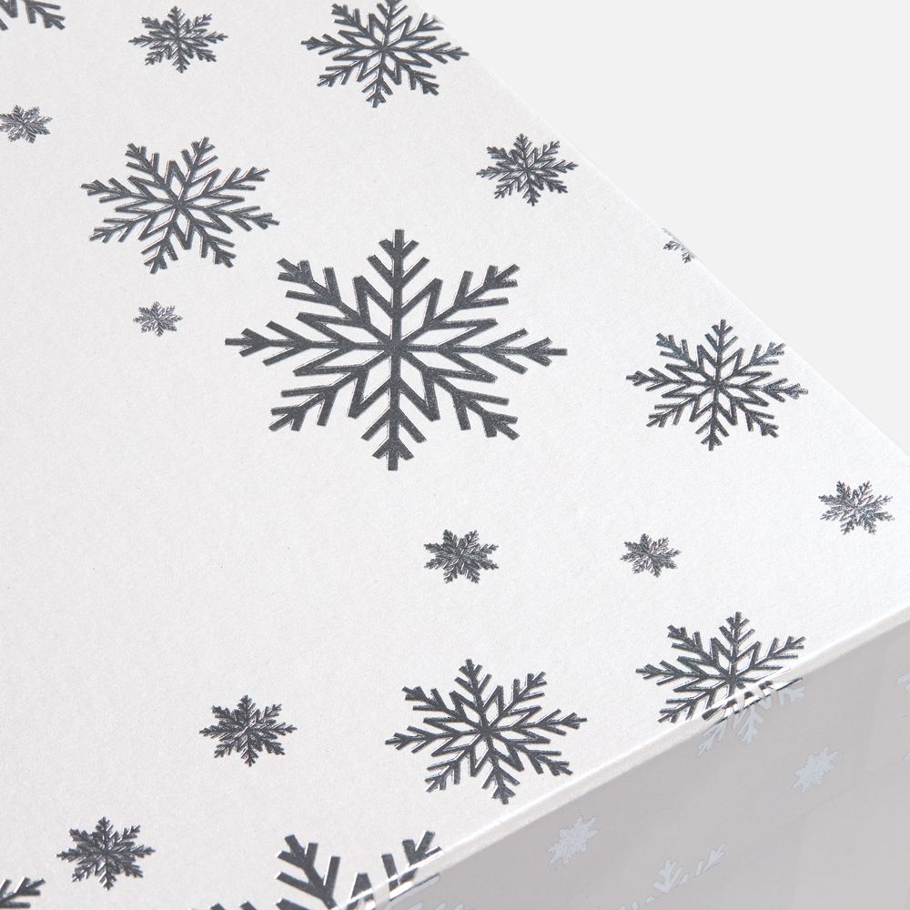 Коробка Wintry — пример нанесения логотипа (сделано в России) | Print Logo