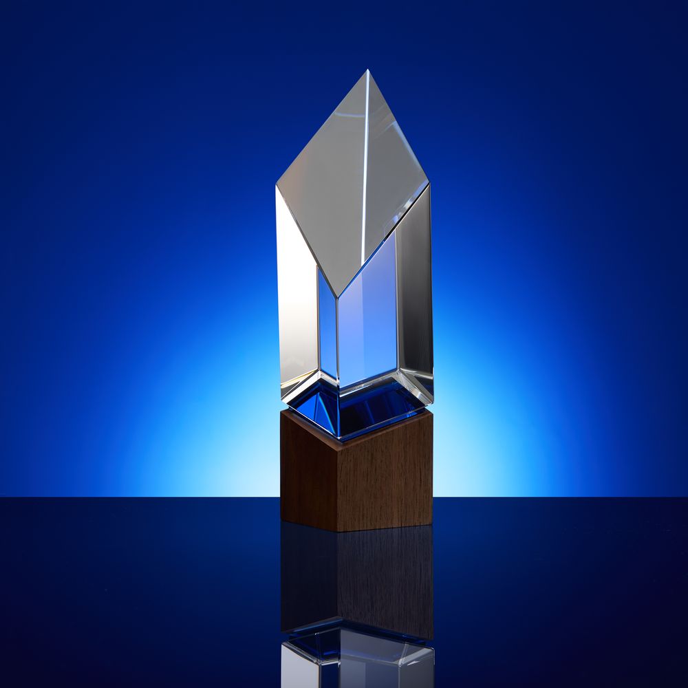 Стела Vincero — пример нанесения логотипа () | Print Logo