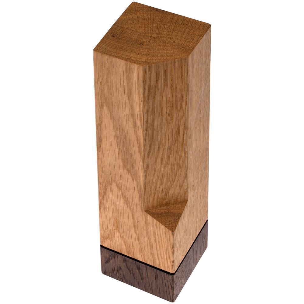 Стела Madera — пример нанесения логотипа (сделано в России) | Print Logo