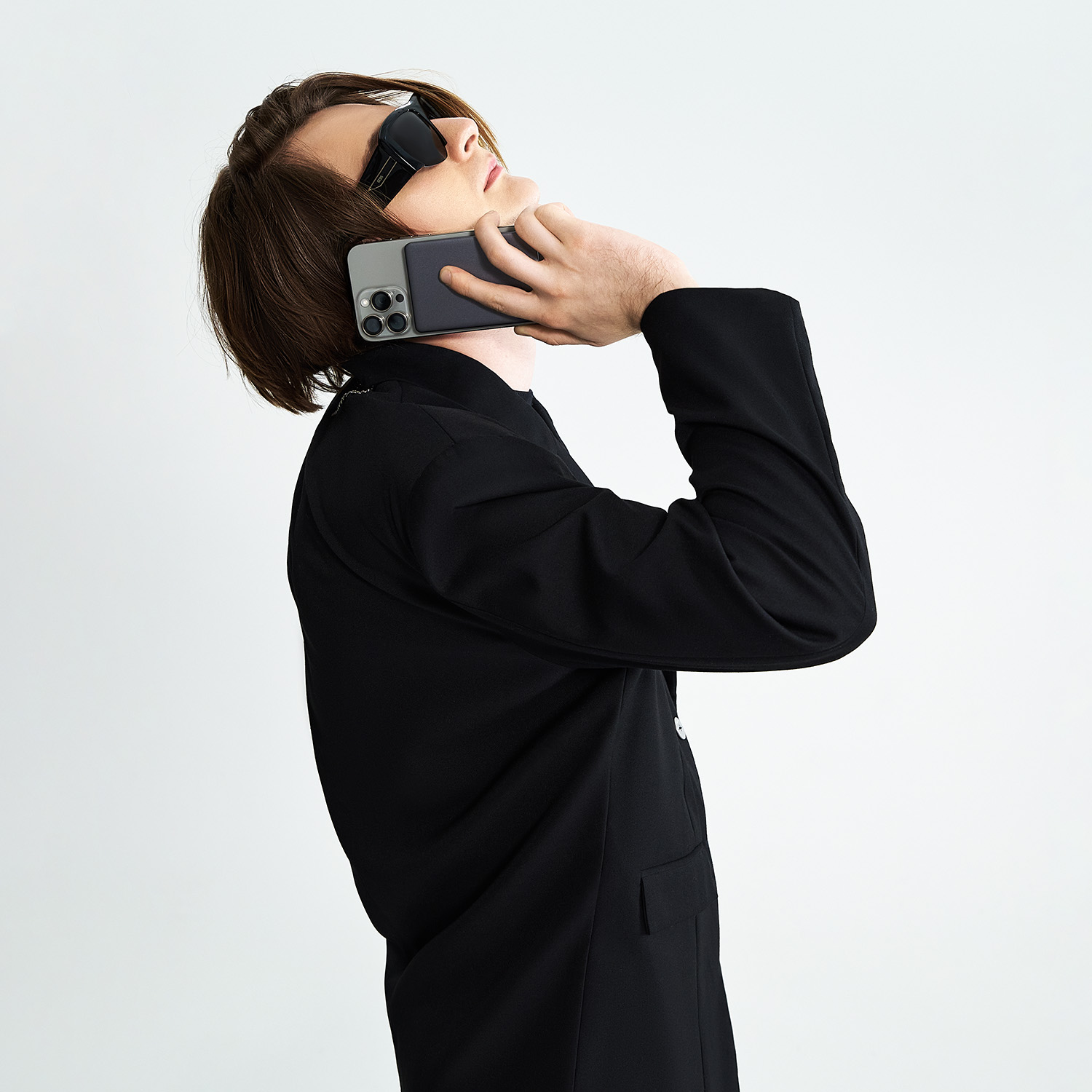 Внешний аккумулятор Оникс PD (Onyx PD) 5000mAh с функцией беспроводной зарядки 15W, серый