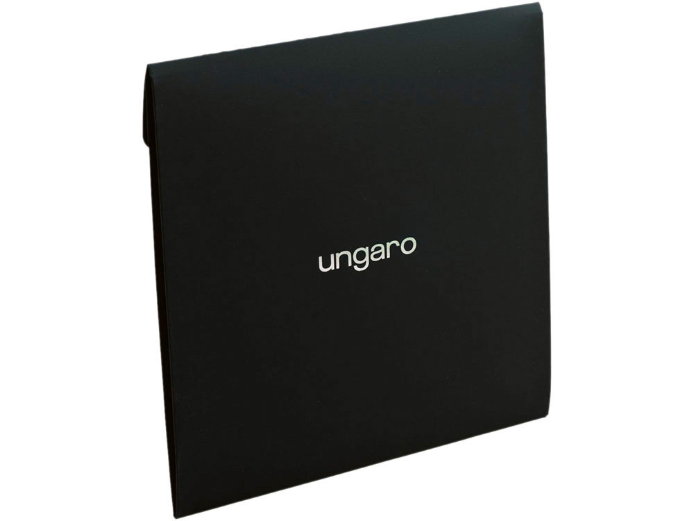 Платок шелковый Ungaro модель Casoria