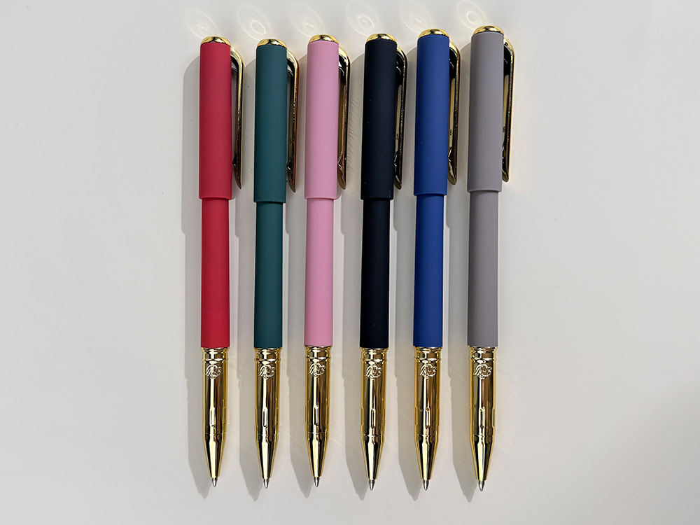 Ручка пластиковая шариковая Parliament, 0,7 мм, синие чернила, черный/золотистый