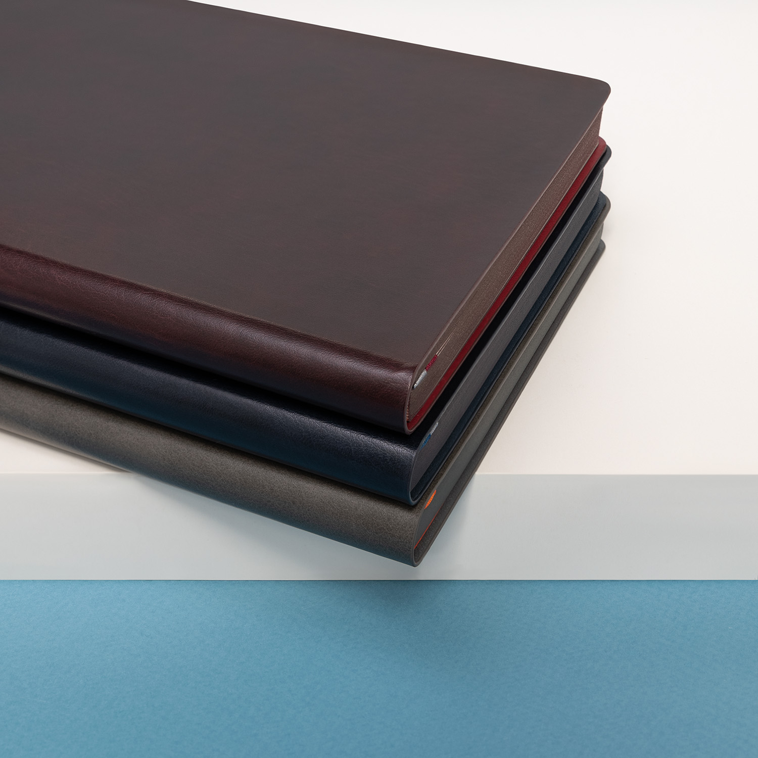 Ежедневник Вояж (Voyage) недатированный, темно-синий