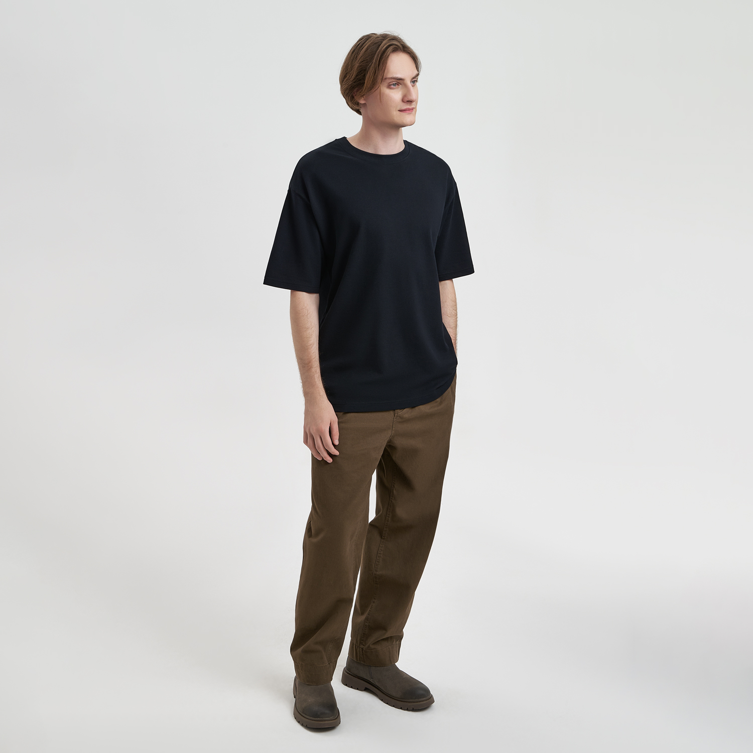 Футболка унисекс премиум Аура (Aura), 100% хлопок 200гр. черный, размер M/L