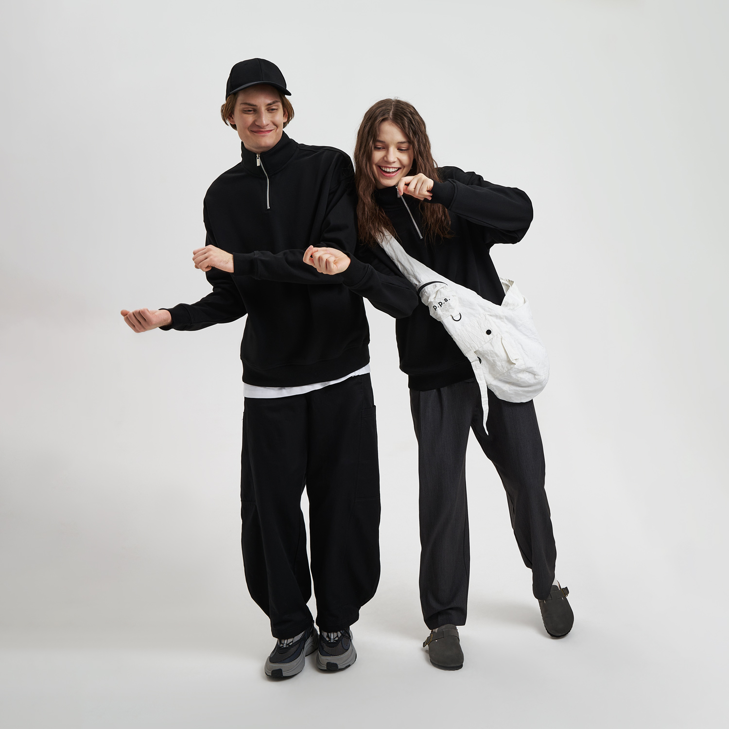 Толстовка на молнии унисекс Флоу (Flow), черная, размер XL/2XL