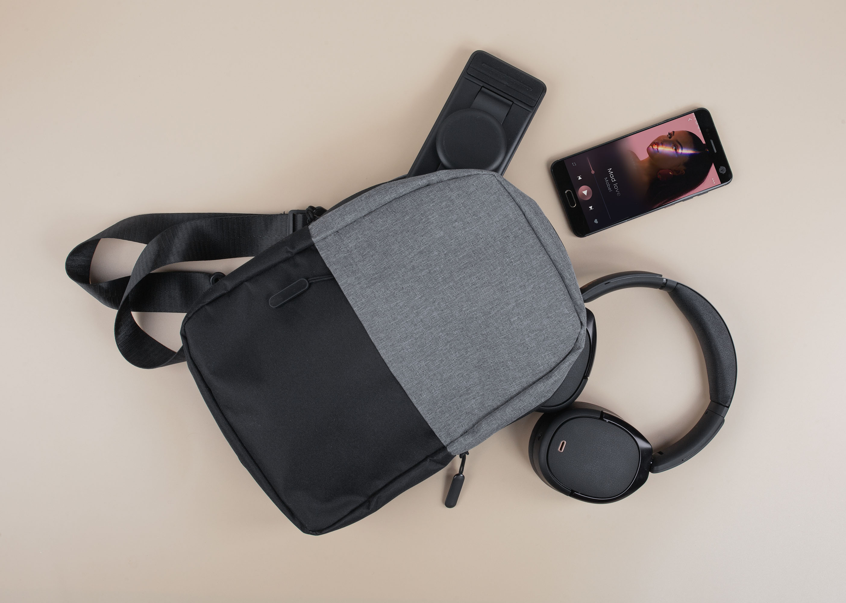 Рюкзак "Single" на одно плечо, серый