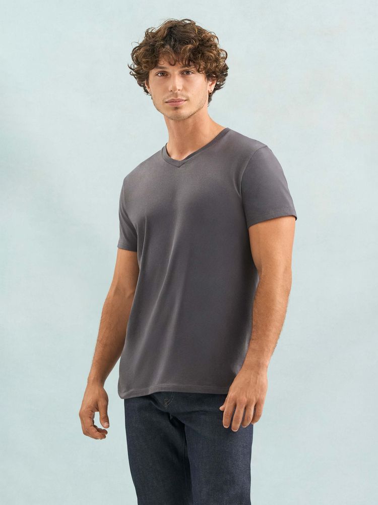 Футболка унисекс Regent с V-образным вырезом фото на сайте Print Logo.