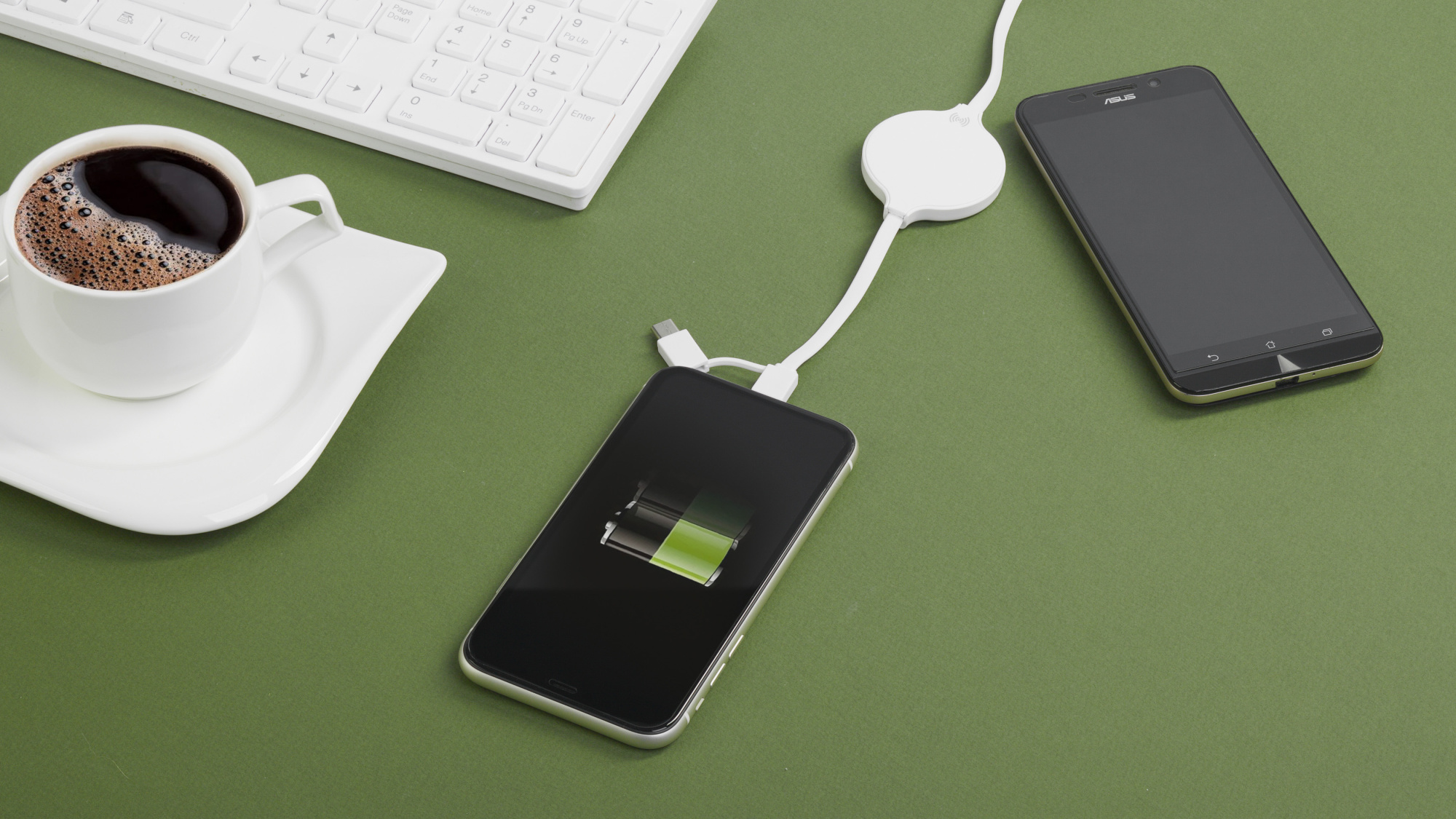 Кабель "Energy" с функцией беспроводного зарядного устройства фото на сайте Print Logo.