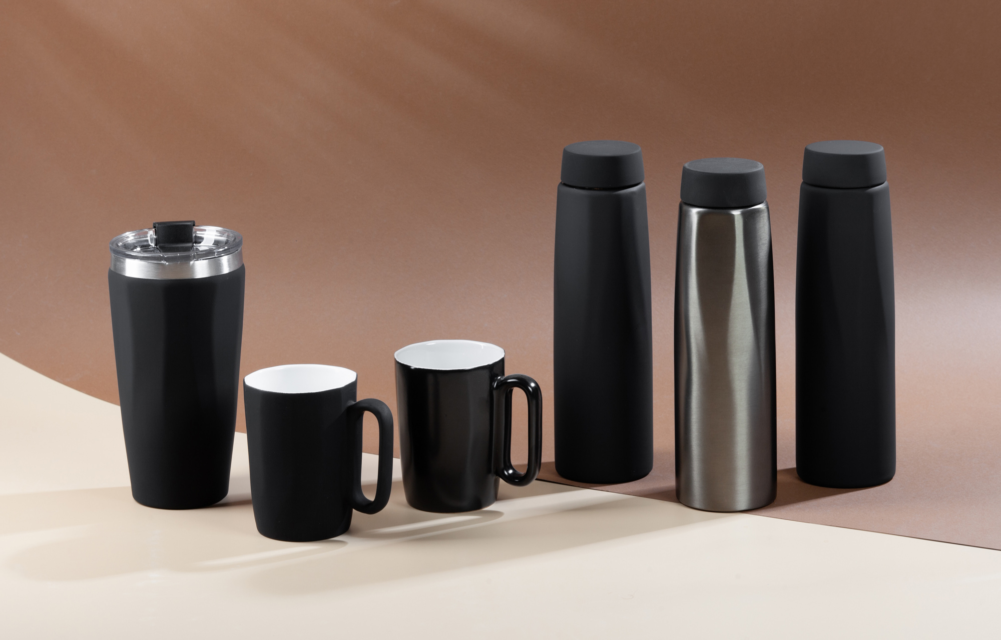 Термос "Calypso" 500 мл, стальной корпус, крышка в покрытии soft touch, коробка фото на сайте Print Logo.