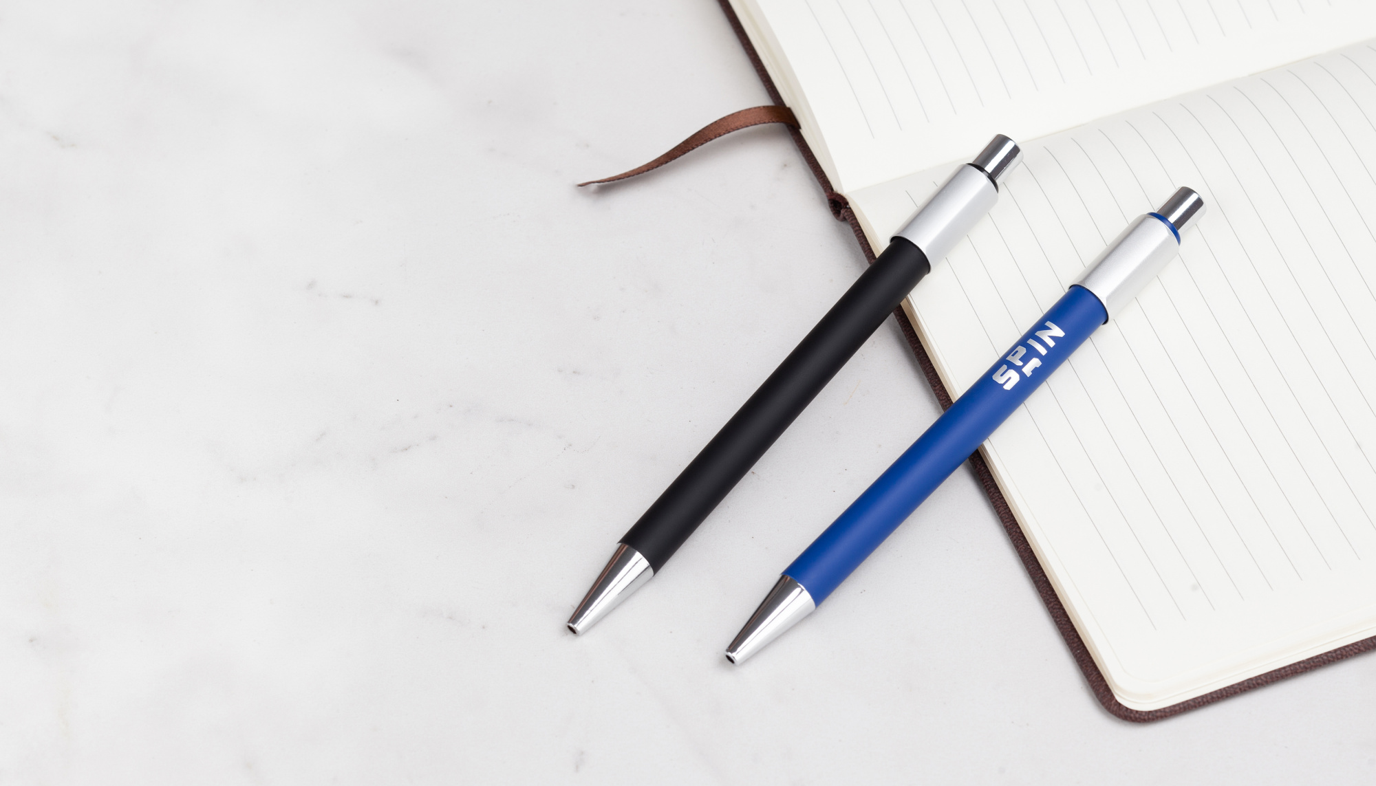 Ручка шариковая "Spin" с 6ти-гранным спиннером, покрытие soft touch фото на сайте Print Logo.